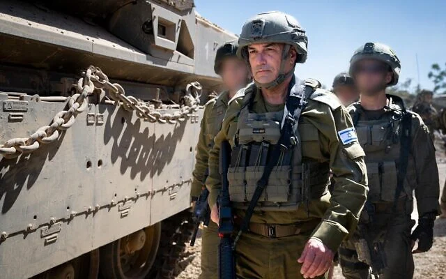 Le chef d’État-major de l'armée israélienne, le Lt. Général Eyal Zamir, en déplacement dans la bande de Gaza, le 20 mai 2025. (Armée israélienne)