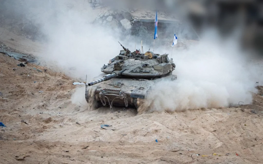 Les troupes israéliennes mènent des opérations  dans la bande de Gaza sur une photo non datée diffusée le 23 mai 2025. (Crédit : Armée israélienne)