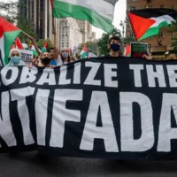 Une manifestation anti-Israël menée par Within Our Lifetime, à Manhattan, le 17 septembre 2021. (Crédit : Luke Tress)