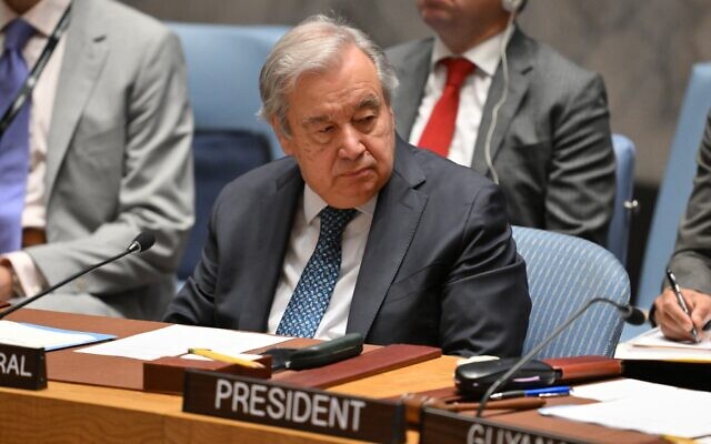 Le Secrétaire général des Nations Unies, Antonio Guterres, prend la parole lors d'une réunion du Conseil de sécurité des Nations Unies sur le conflit Israélo-iranien au siège des Nations Unies à New York le 20 juin 2025. (ANGELA WEISS / AFP)