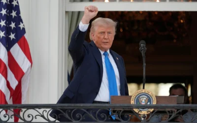 Le président américain Donald Trump avoir pris la parole lors d'une soirée d'été sur la pelouse sud de la Maison Blanche, le 4 juin 2025, à Washington. (Crédit : AP Photo/Alex Brandon)
