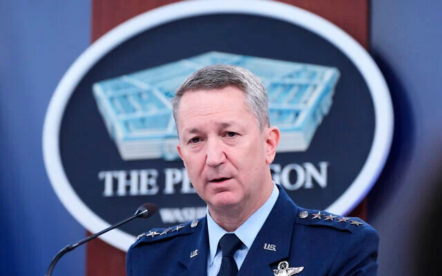 Le chef d'Etat-major des armées des Etats-unis, le général Dan Caine, lors d’une conférence de presse au Pentagone, à Washington, le 22 juin 2025. (AP/Alex Brandon) Le chef d'Etat-major des armées des Etats-unis, le général Dan Caine, lors d’une conférence de presse au Pentagone, à Washington, le 22 juin 2025. (AP/Alex Brandon)