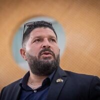 Le député Otzma Yehudit Almog Cohen à la Cour suprême à Jérusalem, le 1er juillet 2024 (Chaim Goldberg/Flash90/document)