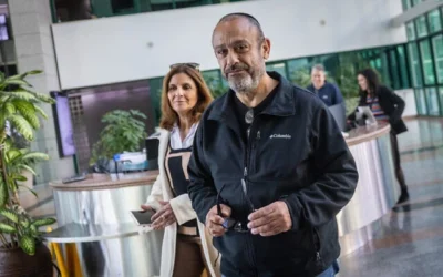 Le chef du service des enquêtes et du renseignement de la police de Judée-Samarie, le commandant Avishai Muallem, arrive au siège du service des enquêtes internes de la police à Jérusalem, le 4 février 2025 (Chaim Goldberg/Flash90)