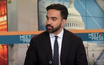 Capture d'écran de la vidéo du vainqueur de la primaire démocrate pour la mairie de New York, Zohran Mamdani, lors d'une interview dans l'émission "Meet the press" de NBC, le 29 juin 2025. (NBC : utilisé conformément à la clause 27a de la Loi sur le droit d'auteur)