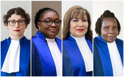 (de gauche à droite) Les juges de la Cour pénale internationale Beti Hohler, Reine Alapini-Gansou, Luz del Carmen, Ibanez Carranza et Solomy Balungi Bossa. (Crédit : CPI)