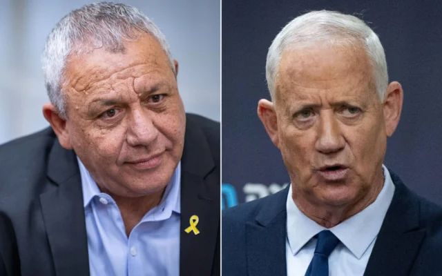 De gauche à droite : Le député Gadi Eisenkot assistant à une réunion de la faction HaMahane HaMamlahti, à la Knesset, à Jérusalem, le 26 mai 2025 ; le chef du parti HaMahane HaMamlahti, le député Benny Gantz, dirigeant une réunion de faction, à la Knesset, à Jérusalem, le 5 mai 2025. (Crédits : Noam Revkin Fenton/Flash90 ; Yonatan Sindel/Flash90) De gauche à droite : Le député Gadi Eisenkot assistant à une réunion de la faction HaMahane HaMamlahti, à la Knesset, à Jérusalem, le 26 mai 2025 ; le chef du parti HaMahane HaMamlahti, le député Benny Gantz, dirigeant une réunion de faction, à la Knesset, à Jérusalem, le 5 mai 2025. (Crédits : Noam Revkin Fenton/Flash90 ; Yonatan Sindel/Flash90)