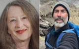 À gauche : photo non datée de Michal Peleg, Israélienne portée disparue et retrouvée morte le 10 juin 2025 en Crète, Grèce. (Capture d'écran :Facebookr) ; à droite : Samuel Vengrinovich, randonneur américano-israélien porté disparu en Inde. (Autorisation)