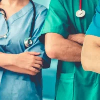 Photo d'illustration de personnels de santé. (Crédit : iStock Photo/ nanostockk)