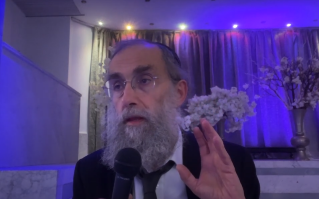Le rabbin Elie Lemmel. (Capture d'écran YouTube)