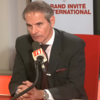 Le directeur de l'Agence internationale de l'énergie atomique (AIEA), Rafael Mariano Grossi, en interview sur la radio français RFI, le 26 juin 2025. (Capture d'écran YouTube)