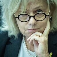 La procureure générale Gali Baharav-Miara assistant à une réunion de la commission de la Constitution, du Droit et de la Justice de la Knesset, le 27 avril 2025. (Crédit : Yonatan Sindel/Flash90)