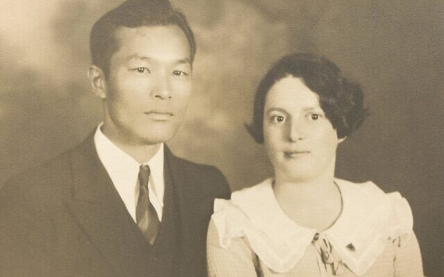 Karl Yoneda et Elaine Buchman, au mois de mars 1933. (Autorisation : Karl G. Yoneda Papers, UCLA Library Special Collections)