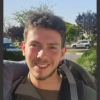 Le sergent Yaniv Michalovitch, 19 ans, de la 7e brigade blindée. (Crédit : Armée israélienne)