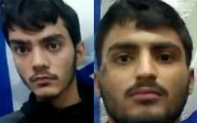 Yoni Segal, 18 ans, et Omri Mizrahi, 20 ans, résidents de Tibériade, arrêtés pour espionnage au profit de l'Iran le 30 juin 2025. (Crédit : Capture d'écran utilisée conformément à la clause 27a de la loi sur le droit d'auteur/N12 News) Yoni Segal, 18 ans, et Omri Mizrahi, 20 ans, résidents de Tibériade, arrêtés pour espionnage au profit de l'Iran le 30 juin 2025. (Crédit : Capture d'écran utilisée conformément à la clause 27a de la loi sur le droit d'auteur/N12 News)