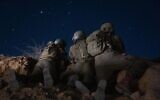 Illustration : des soldats de l'armée israélienne dans la bande de Gaza, sur une photo diffusée le 4 août 2025. (Crédit : armée israélienne)