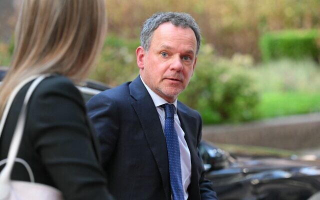 Le ministre néerlandais des Affaires étrangères Caspar Veldkamp arrivant à la réunion ministérielle UE-Voisinage méridional, à Bruxelles, en Belgique, le 14 juillet 2025. (Crédit : Nicolas Tucat/AFP) Le ministre néerlandais des Affaires étrangères Caspar Veldkamp arrivant à la réunion ministérielle UE-Voisinage méridional, à Bruxelles, en Belgique, le 14 juillet 2025. (Crédit : Nicolas Tucat/AFP)