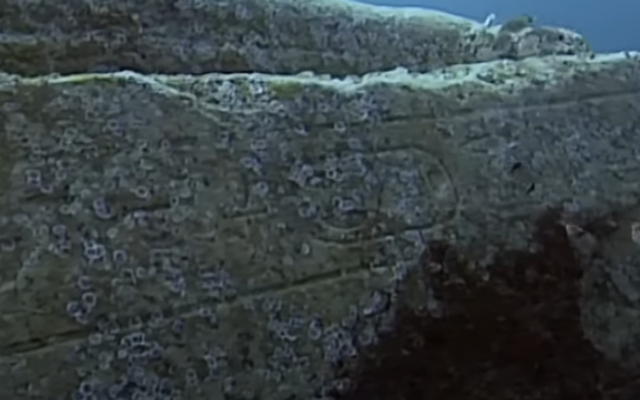 Photo d'illustration : Des structures en pierre datant de l'époque des Pharaons plongées au large d'Alexandrie, en Égypte. (Capture d'écran : YouTube)