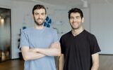 Niv Braun (à droite) et Alon Tron, cofondateurs de la start-up israélienne de cybersécurité Noma Security. (Crédit : Omer Hacohen)