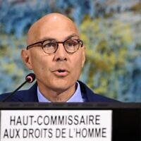 Le Haut-Commissaire des Nations unies aux droits de l'homme (HCDH), Volker Turk, prononçant son discours lors de l'ouverture de la 60ᵉ session du Conseil des droits de l'homme de l'ONU à Genève, le 8 septembre 2025. (Crédit : Fabrice Coffrini/AFP)
