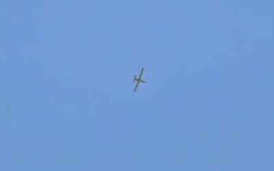 Un drone envoyé par les Houthis du Yémen vers l'aéroport Ramon, en Israël, e 14 septembre 2025. (Capture d'écran/X)