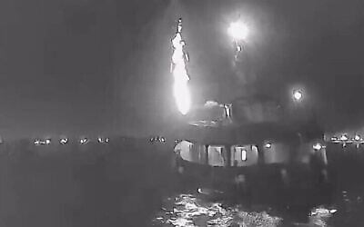 Capture d'écran d'une vidéo montrant une attaque présumée par drone contre le navire de tête de la flottille Global Sumud pour Gaza, le 9 septembre 2025. (Crédit : X)