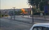 Un drone houthi frappe la ville d'Eilat, la localité la plus au sud d'Israël, le 24 septembre 2025. (Capture d'écran vidéo X)