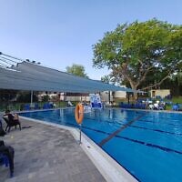 La piscine rénovée du kibboutz Or HaNer, dans "l’enveloppe de Gaza" - la région appelée en hébreu "Otef Azza". (Crédit : Aviv Management and Consulting)