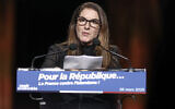 Mickaelle Paty, sœur de feu Samuel Paty, prononce un discours lors d'un meeting intitulé « Pour la République… la France contre l'islamisme » au Dôme de Paris, à Paris, le 26 mars 2025. (Photo de Thibaud MORITZ / AFP)