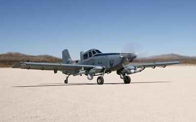 Un Sky Warden, un avion agricole et de lutte contre les incendies, basé sur l'Air Tractor AT-802, en 2021. (Crédit : L3Harris)