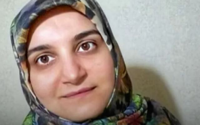 Mahdieh Esfandiari, Iranienne détenue en France, qui va être jugée pour apologie du terrorisme. (Capture d'écran/YouTube)