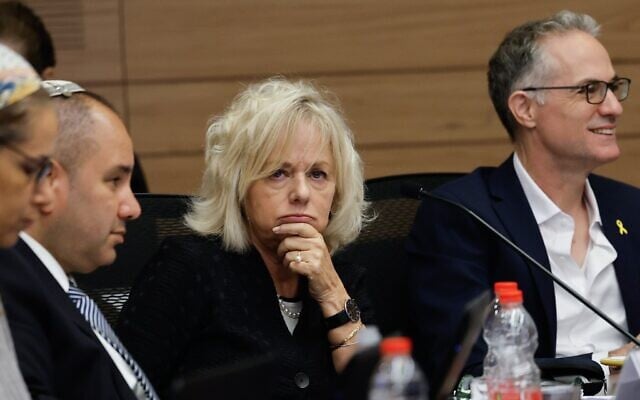 La procureure générale, Gali Baharav-Miara, lors d'une réunion de la commission de la Constitution, du Droit et de la Justice, à la Knesset, le 30 septembre 2025. (Crédit : Oren Ben Hakoon/Flash90) La procureure générale, Gali Baharav-Miara, lors d'une réunion de la commission de la Constitution, du Droit et de la Justice, à la Knesset, le 30 septembre 2025. (Crédit : Oren Ben Hakoon/Flash90)