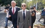 Joe Lewis, fondateur de Tavistock, quitte le tribunal fédéral de Manhattan, le 26 juillet 2023, à New York. (Crédit : AP Photo/Mary Altaffer)