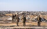 Des soldats de Tsahal à Rafah, dans le sud de Gaza, le 23 novembre 2025. (Crédit : Emanuel Fabian/Times of Israel)
