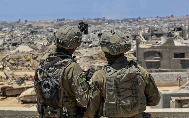 Soldats israéliens opérant dans le nord de la bande de Gaza, le 22 juillet 2025. (Crédit : Oren Cohen/Flash90)