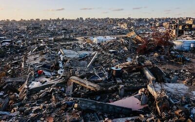 Vue générale après de fortes pluies à Jabaliya, dans le nord de la bande de Gaza, le 25 novembre 2025. (Crédit : Omar al-Qattaa/AFP)