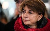 La présidente du conseil départemental des Bouches-du-Rhône, Martine Vassal, réagit lors d'une visite, en compagnie du président français Emmanuel Macron, sur le site du projet d'extension de la gare de Marseille Saint-Charles, à Marseille, dans le sud de la France, le 16 décembre 2025. (Crédit : Miguel MEDINA / POOL / AFP)