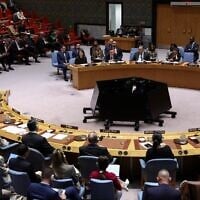 Une réunion du Conseil de sécurité des Nations unies, au siège de l'ONU, à New York, le 23 décembre 2025. (Crédit : Angela Weiss/AFP)