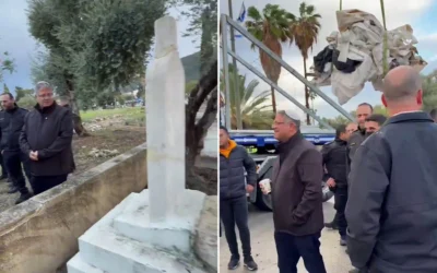 Capture d’écran d’une vidéo du ministre de la Sécurité nationale Itamar Ben Gvir devant la tombe de l’extrémiste musulman Ezzedine al-Qassam, le 10 décembre 2025. (Crédit : X) Capture d’écran d’une vidéo du ministre de la Sécurité nationale Itamar Ben Gvir devant la tombe de l’extrémiste musulman Ezzedine al-Qassam, le 10 décembre 2025. (Crédit : X)