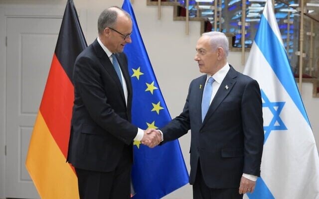 Le chancelier allemand Friedrich Merz (à gauche) et le Premier ministre Benjamin Netanyahu, à Jérusalem, le 7 décembre 2025. (Crédit : Amos Ben Gershom/GPO) Le chancelier allemand Friedrich Merz (à gauche) et le Premier ministre Benjamin Netanyahu, à Jérusalem, le 7 décembre 2025. (Crédit : Amos Ben Gershom/GPO)