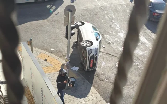 Une scène des émeutes haredim à Jérusalem, le 18 décembre 2025. (Crédit : Police israélienne)