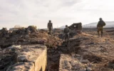 Des réservistes de la 55e brigade de parachutistes de l'armée israélienne opèrent dans le sud de la Syrie, sur une image publiée le 21 novembre 2025. (Crédit : Armée israélienne)
