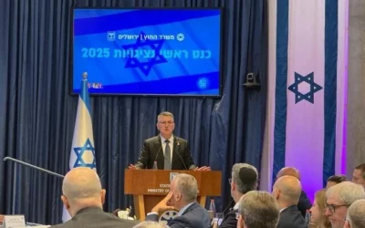 Le ministre des Affaires étrangères, Gideon Saar, prend la parole lors de la Conférence des ambassadeurs israéliens à Jérusalem, le 7 décembre 2025. (Shlomi Amselam/GPO)
