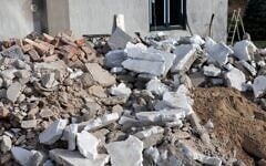 Déchets de construction. Illustration (Crédit : lusia 599/iStock by Getty Images)
