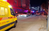 Illustration : Des ambulanciers arrivant sur les lieux d'une fusillade qui a coûté la vie à deux hommes à Nazareth, le 20 décembre 2025. (Crédit : Magen David Adom)
