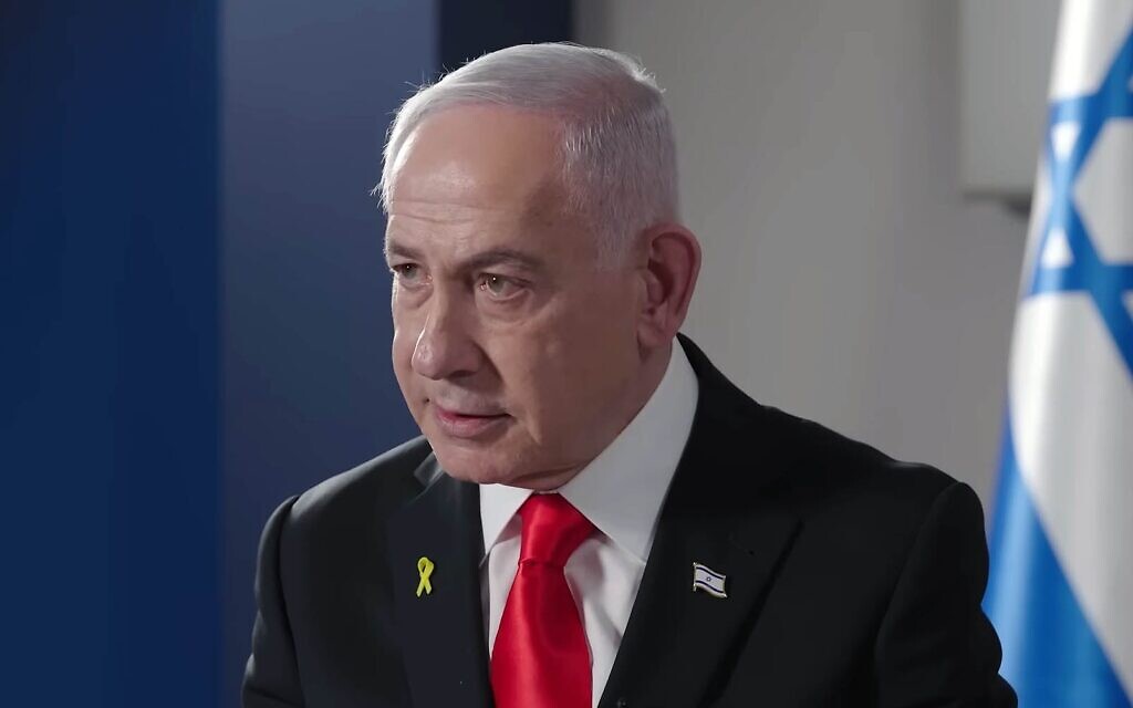 Le Premier ministre Benjamin Netanyahu s'exprime lors d'une interview accordée à The Economist à Jérusalem, le 8 janvier 2026. (Crédit : Capture d'écran : Youtube/The Economist)