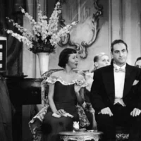Sid Caesar, en compagnie d'Imogene Coca et Carl Reiner, dans un sketch pour la série télévisée de variétés « Your Show of Shows », en 1952. (NBC Television via la JTA)