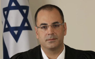Le juge Benny Sagi, ancien président du tribunal de Beer Sheva, décédé dans un accident de la route le 4 janvier 2026. (Crédit : Autorité judiciaire)