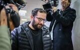 Jonatan Urich arrivant pour une audience, au tribunal de Rishon Lezion, le 14 janvier 2026. (Crédit : Jonathan Shaul/Flash90)