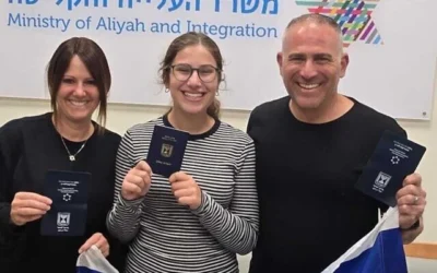 La famille Sacks, originaire d’Australie,  à son arrivée en Israël le 1er janvier 2026. (Ministère de l’Immigration et de l’Absorption)